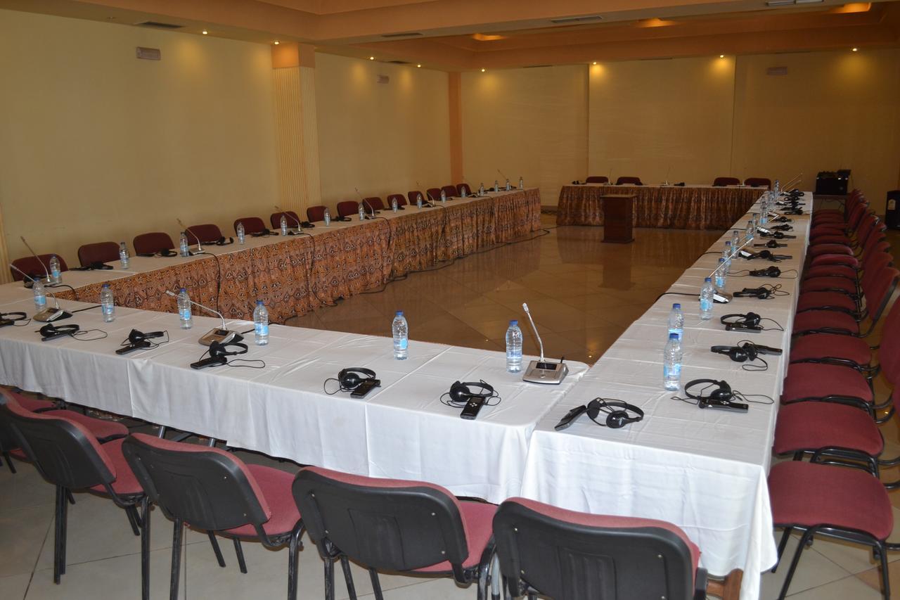 Merina Hotel Yaounde Exterior photo