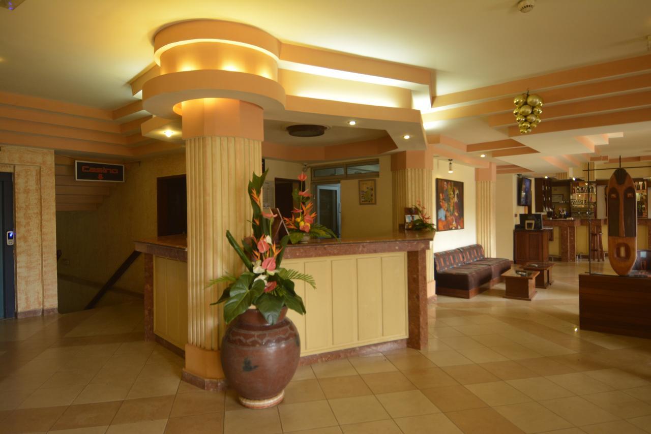 Merina Hotel Yaounde Exterior photo